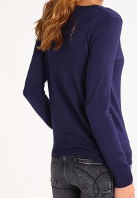 Zalando Essentials Neule - dark blue