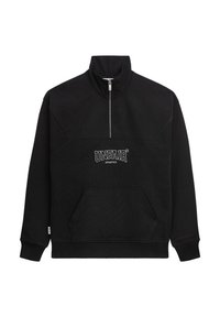 Svart halv-innsvinget genser laget av bomullsblanding, med kengurulomme, ribbede mansjetter og brodert «UNFAIR ATHLETICS»-logo.