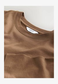 Unselected, brown chocolate