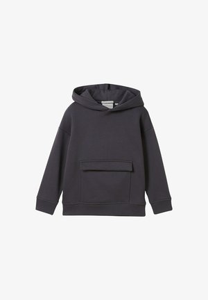 Donkergrijze hoodie gemaakt van zacht stof, met een voorkant zak, verlaagde schouders en ribgebreide boorden. Eenvoudig, minimalistisch ontwerp.