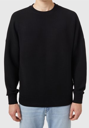 Sweater - black