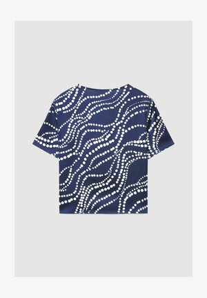 Maglietta a maniche corte di colore blu navy con motivo di puntini bianchi ondulati. Realizzata in un tessuto liscio, con una vestibilità comoda e senza decorazioni visibili.