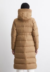 Marc O'Polo LONG COAT FEMININE SHAPE  WITH HOOD - Dūnu mētelis - melted nougat