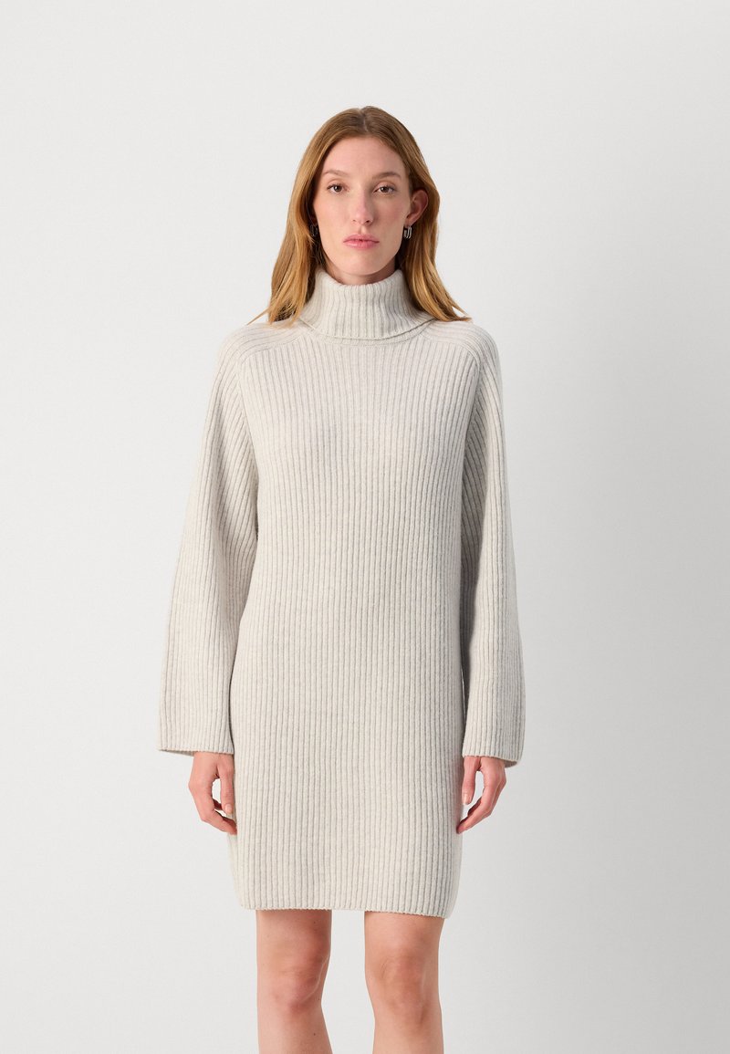 Marc O'Polo DRESS MIDI LONGSLEEVE TURTLENECK - Jumper dress - light granite melange/mottled light grey - Zalando.ie Marc O'Polo DRESS MIDI LONGSLEEVE TURTLENECK - Jumper dress - light granite melange/mottled light grey - Zalando.ie