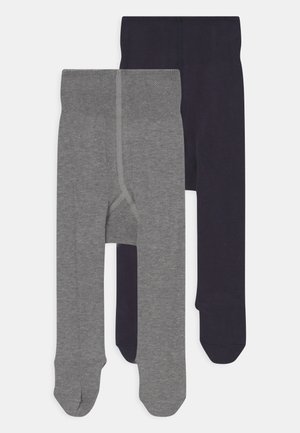 Deux paires de collants pour enfants. Une paire est grise, l'autre est bleu marine foncé. Les deux présentent une texture lisse et des ceintures élastiques.
