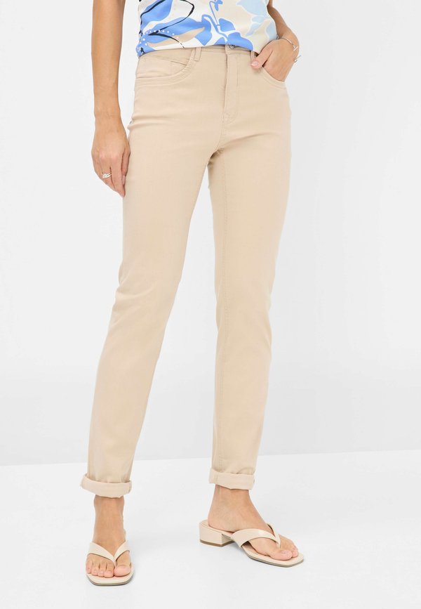 STYLE MARY - Jeans Slim Fit - almond