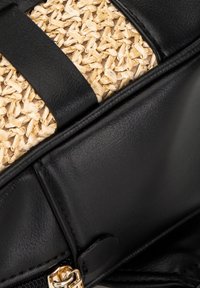 WITTCHEN YOUNG COLLECTION - Malý batoh  - black