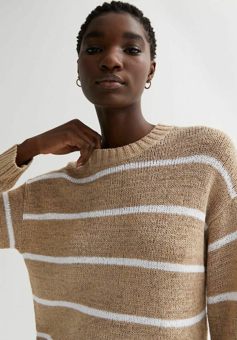 New Look STRIPE CREW NECK - Jumper - brown pattern/brown - Zalando.de