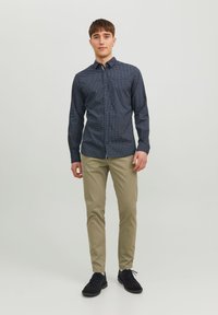 Jack & Jones JJEREMY DETAIL - Kauluspaita - navy blazer