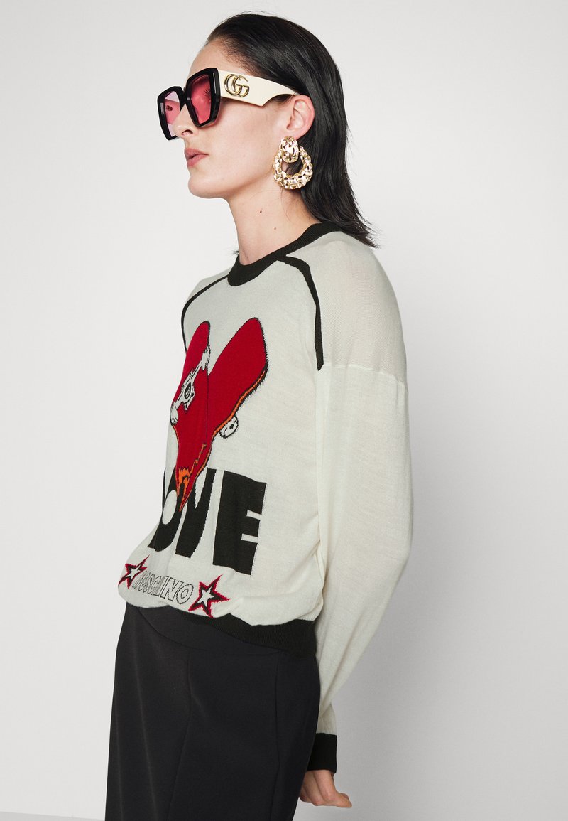 Damen Strickjacken | Love Moschino Strickpullover white/weiß - HE35659 Damen Strickjacken | Love Moschino Strickpullover white/weiß - HE35659