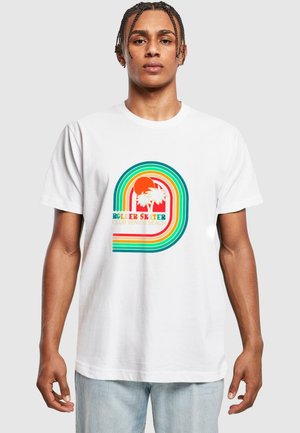 White cotton t-shirt featuring a multicolored graphic of a sun and palm trees with "ROLLER SKATER CLUB VENICE BEACH" text. Relaxed fit.
