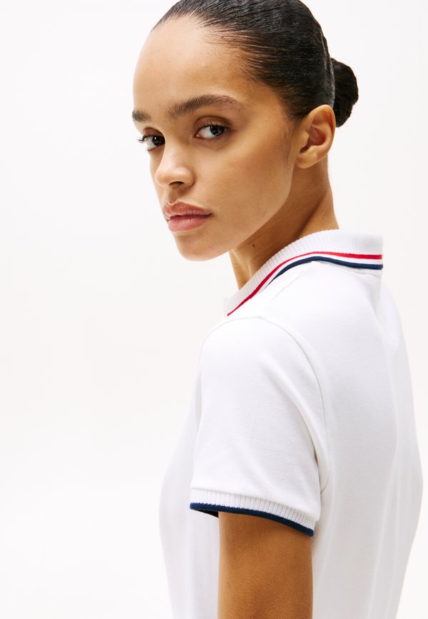 SPORTY FEMININE DRESS - Shirt dress4