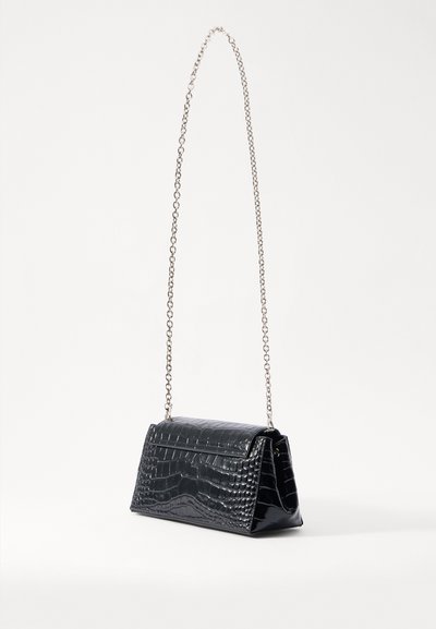Vivienne Westwood HAZEL MEDIUM - Ručna torba - black