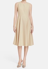 Taifun Vardagsklänning - sand