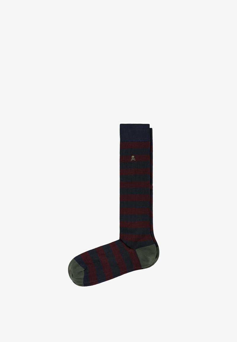 Gestreifte knielange Socken in Dunkelgrün, Burgunderrot und Marineblau. Mit gerippter Textur und einem kleinen Logo am Bund.