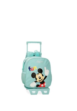Mochila trolley para niños de color azul claro con Mickey Mouse sonriente, texto "diversión" y asa extensible para fácil transporte.