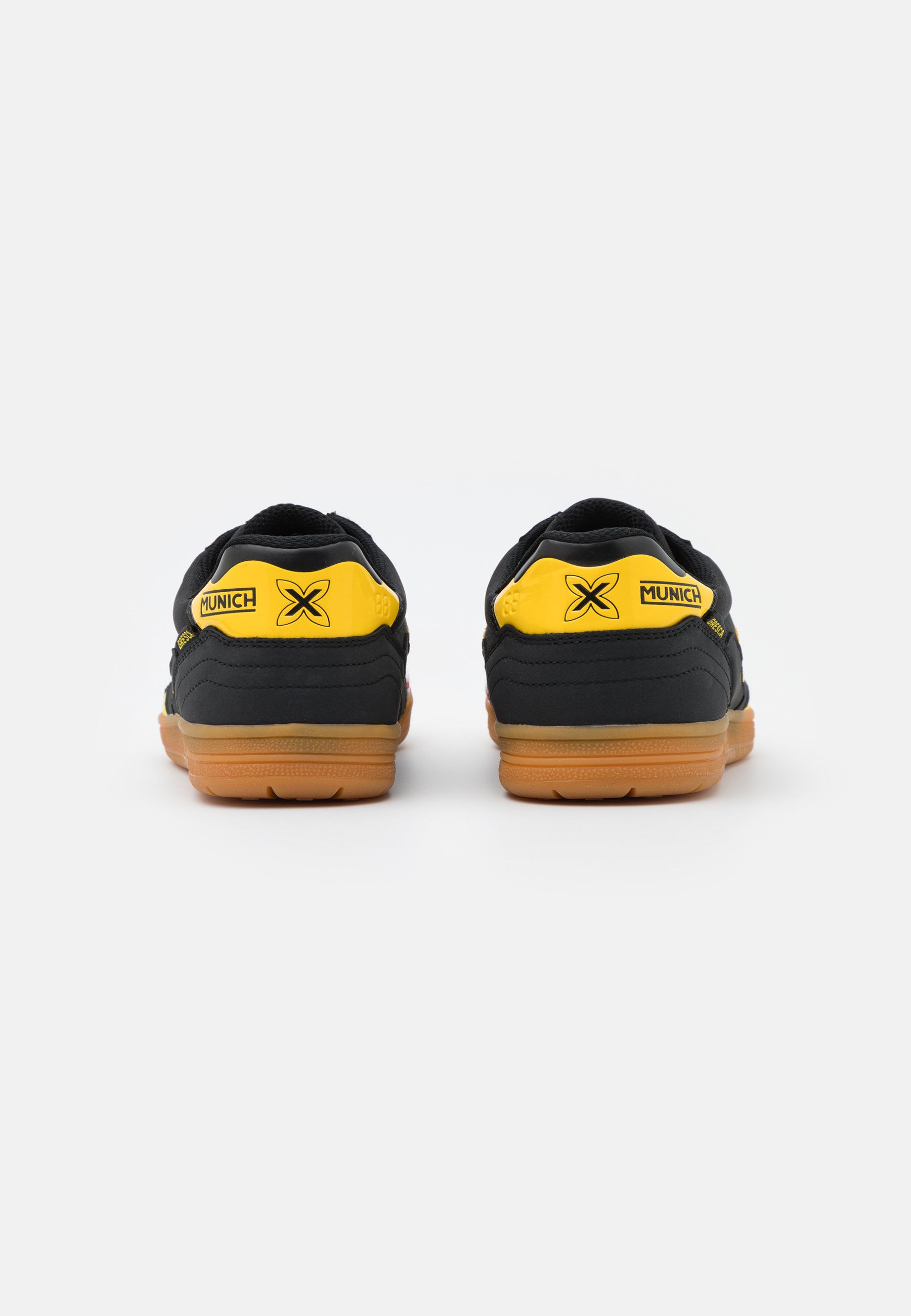 munich x zaalvoetbalschoenen