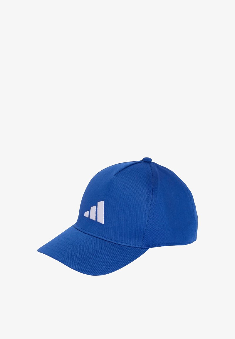 Gorra de béisbol azul con visera curva, hecha de tela suave, que presenta un diseño de logo blanco en la parte frontal y una corona redondeada.