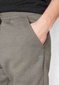 G-STAR PREMIUM CORE TYPE - Tréningruha alsók - grey