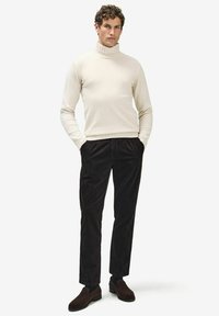 John Henric ELIAN TURTLENECK - Neule - cream white