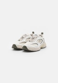 Lacoste STORM 96  - Tossud - off white/khaki