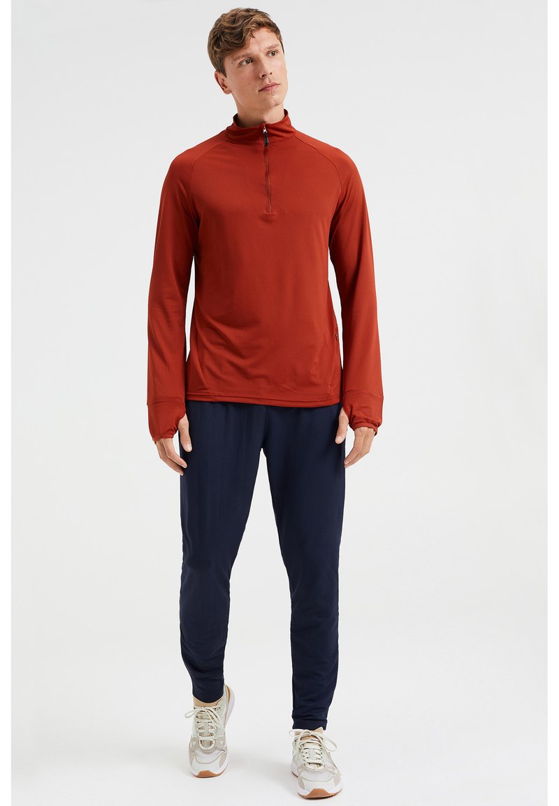 WE Fashion Longsleeve oranje