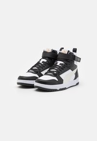 Puma RBD GAME UNISEX biały