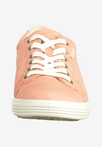 ECCO SOFT 7 - Baskets basses - muted clay/rosa