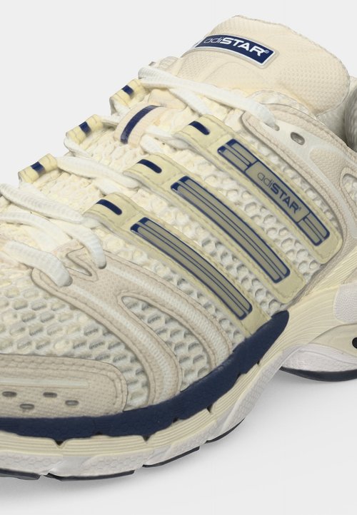 adidas ADISTAR CONTROL 5 UNISEX - Trainers - white/ice gold metallic/night indigo — photo 7