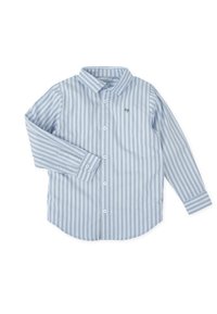 Camisa abotonada de color azul claro con finas rayas verticales y cuello. Cuenta con mangas largas, un dobladillo curvado y un pequeño logo bordado en el pecho.