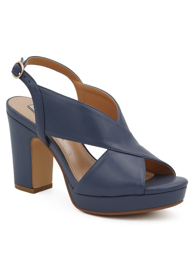 sandali blu con plateau