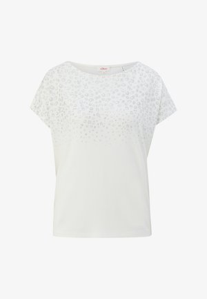 Camicia bianca a maniche corte con scollo tondo, con un delicato motivo a stampa leopardata grigio chiaro sulla parte superiore del petto e sulle spalle.