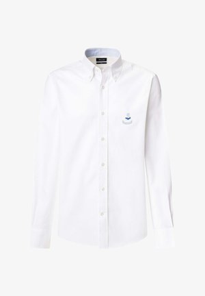 Langärmliges weißes Hemd aus Baumwolle mit einem Button-Down-Kragen und einem hellblauen gestickten Logo auf der linken Brust.