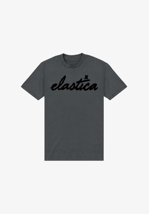 Mørk grå bomulds t-shirt med stor sort kursiv tekst, der står "elastica" hen over forsiden, rund halsudskæring og korte ærmer.