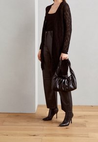 Anna Field Kofta - black