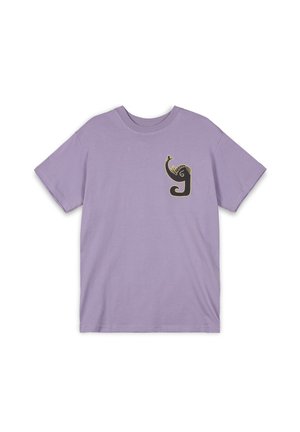 Camiseta lila de algodón, con un diseño artístico de un elefante negro en la parte izquierda del pecho. Mangas cortas y cuello redondo clásico.