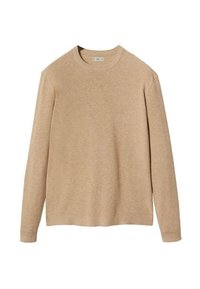 Beige lange mouw gebreide trui met een geribbelde textuur en een ronde halslijn. Heeft een ontspannen pasvorm zonder extra patronen of accenten.