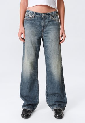 AMPLE LOW LOOSE - Relaxed fit -farkut - redondo blue