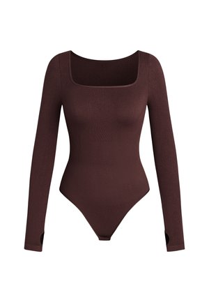 Body marrone a maniche lunghe, scollo quadrato e texture a coste. Presenta fori per i pollici e gambe a taglio alto. Realizzato in materiale elasticizzato.