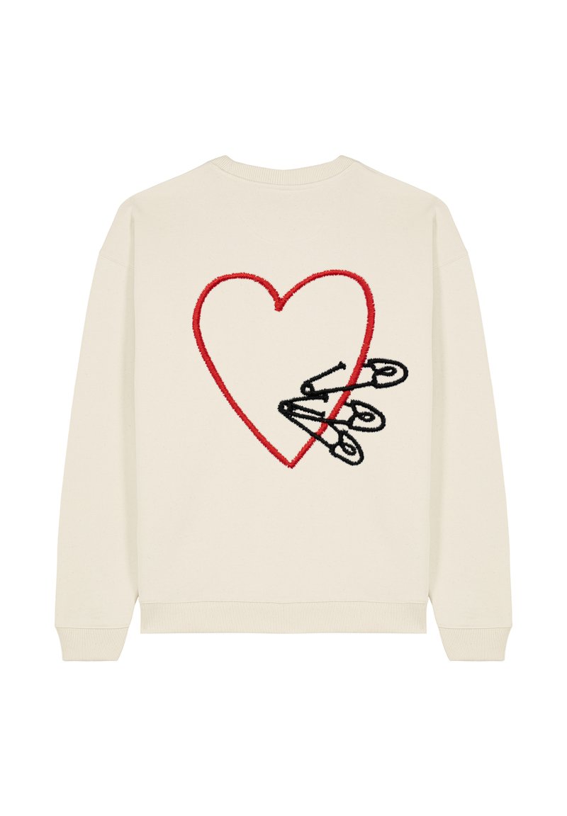 Sudadera cremada con un gran gráfico de corazón rojo con tres imperdibles negros entrelazados, puños y dobladillo acanalados.