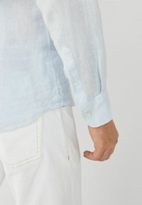 Hackett London GARMENT DYE - Košeľa - sky blue