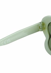 Occhiali da sole verde chiaro con lenti a forma di cuore, caratterizzati da una montatura liscia in plastica e dettagli a cerniera sulle aste.
