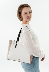 Emily & Noah Borsa a mano - white kombi