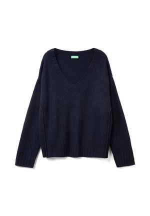 Marineblauer Strickpullover mit V-Ausschnitt, gerippten Bündchen und Saum. Hat eine lockere Passform und ein strukturiertes Gewebe für zusätzlichen Wärmekomfort. Grünes Innenschild sichtbar.