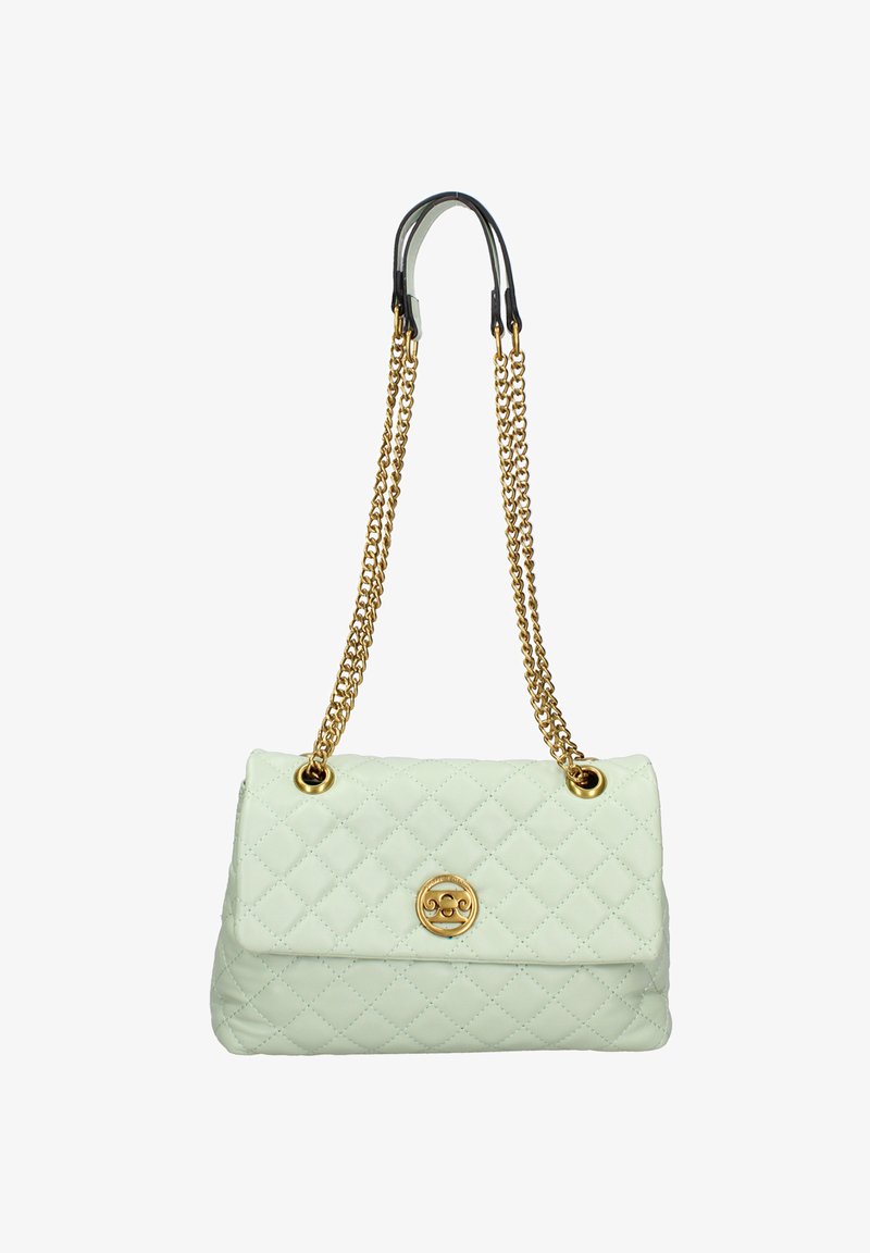Borsa a tracolla in tessuto trapuntato verde menta con catene dorate, caratterizzata da un logo circolare dorato sul davanti e una chiusura a patta. Texture liscia.