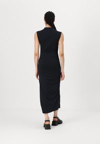 Abercrombie & Fitch PALOMA DRESS - Dzsörzéruha - black beauty