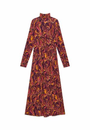 Robe à manches longues avec un col montant, confectionnée dans un tissu doux avec un motif floral multicolore dans des tons de bordeaux, orange et rose.
