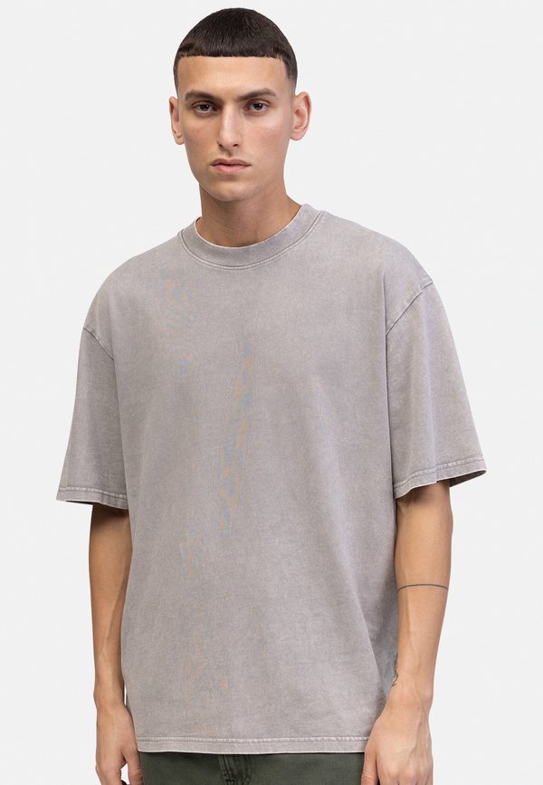 GOMES TEE BOXY FIT - Print T-shirt - mourning dove