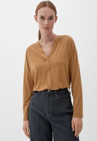 s.Oliver BLACK LABEL Langarmshirt - zimt