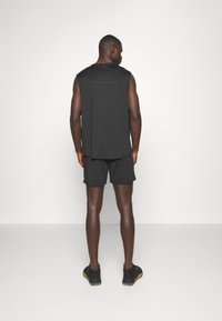 ICANIWILL STRIDE SHORTS - Spordišortsid - black